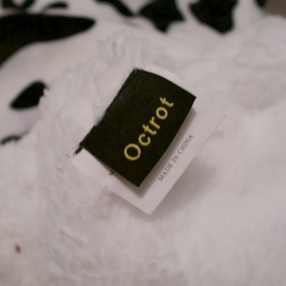 Cow print soft hoodie Sz: XL - Picture 3 of 5